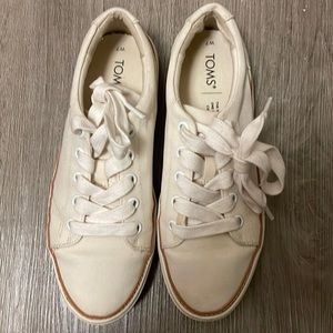 Off white Toms sneakers size 7